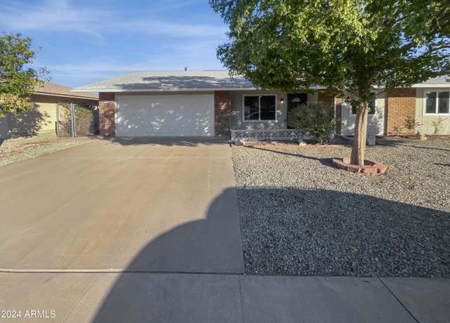 Property at 9206 W Hidden Valley Ln, Sun City, AZ 85351, 3 beds, 2 baths
