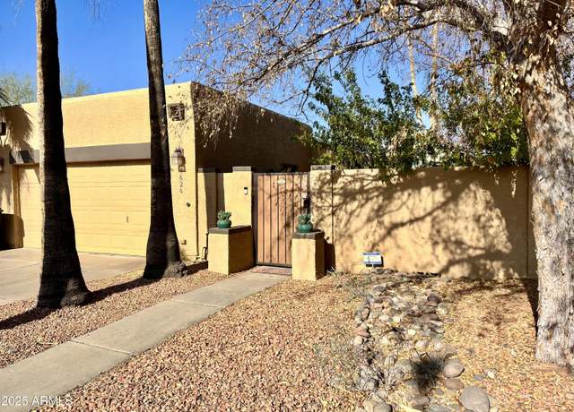 Property at 1424 E Kerry Ln, Phoenix, AZ 85024, 3 beds, 2 baths