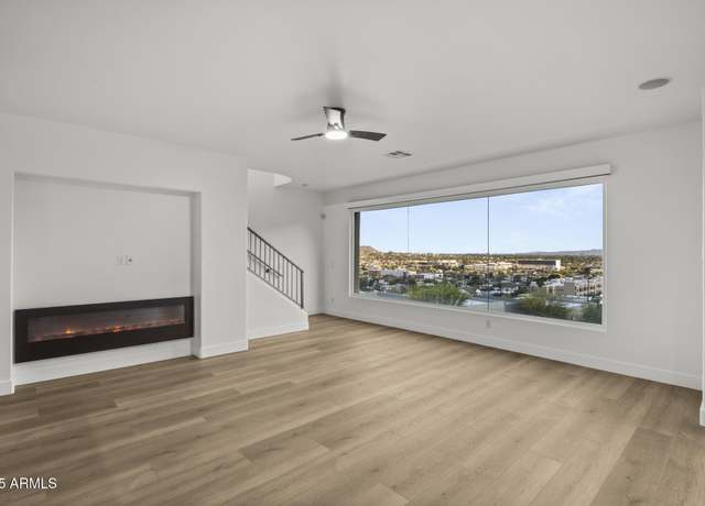 Property at 36 W Foothill Dr, Phoenix, AZ 85021, 3 beds, 2.5 baths