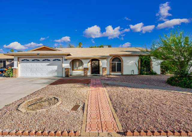 Property at 5803 W John Cabot Rd, Glendale, AZ 85308, 4 beds, 2 baths