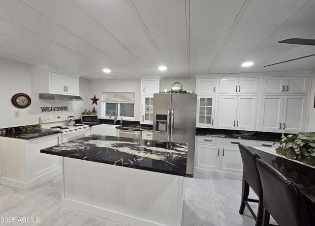 Property at 2121 N Center St #119, Mesa, AZ 85201, 2 beds, 1 bath