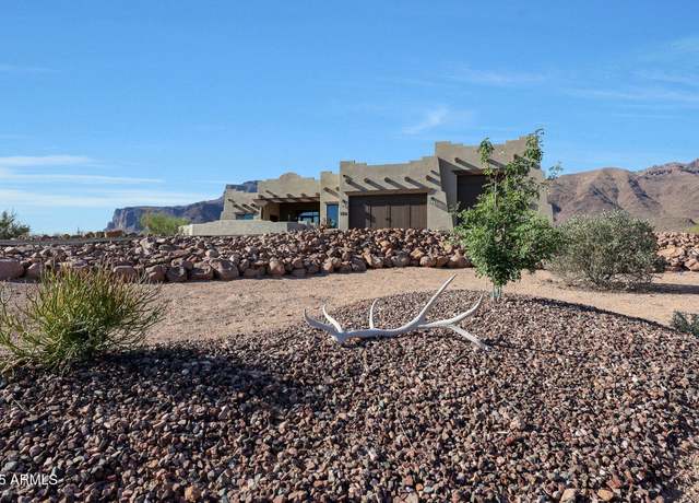Property at 9300 E Bunny Ear Ln, Gold Canyon, AZ 85118, 3 beds, 2.5 baths