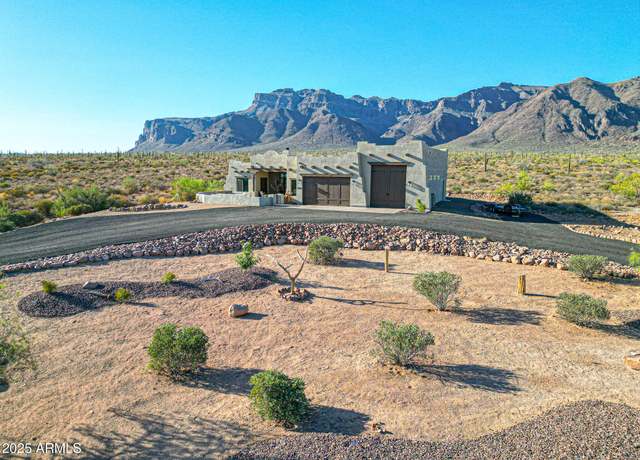 Property at 9300 E Bunny Ear Ln, Gold Canyon, AZ 85118, 3 beds, 2.5 baths