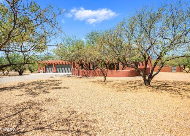 Property at 5676 S Mir Way, Hereford, AZ 85615, 3 beds, 2.5 baths