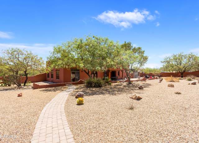 Property at 5676 S Mir Way, Hereford, AZ 85615, 3 beds, 2.5 baths