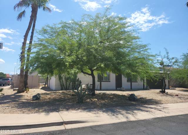 Property at 13839 N 33rd St, Phoenix, AZ 85032, 3 beds, 2 baths