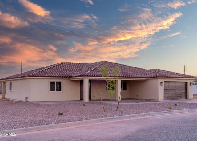 Property at 115 Ironwood Pl, Wickenburg, AZ 85390, 3 beds, 2 baths