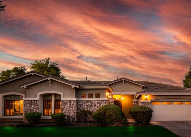 Property at 4276 E Meadowview Dr, Gilbert, AZ 85298, 3 beds, 2.5 baths