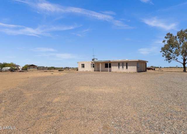 Property at 5431 N Lake Shore Dr, Casa Grande, AZ 85194, 3 beds, 2 baths