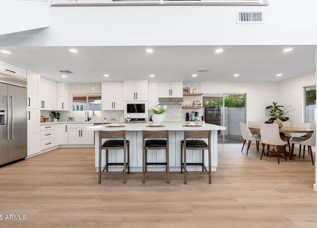 Property at 7223 N 14th St, Phoenix, AZ 85020, 4 beds, 2.5 baths
