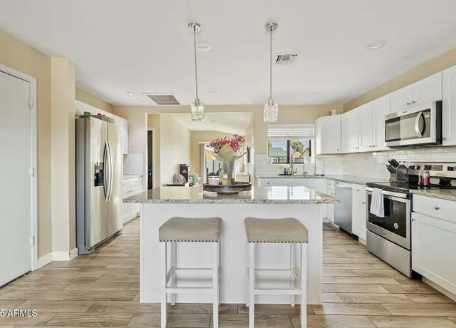 Property at 730 W EL Alba Way, Chandler, AZ 85225, 3 beds, 2 baths