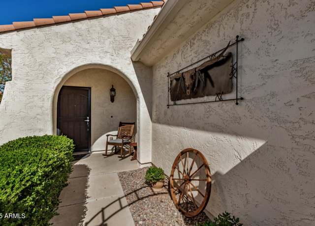 Property at 27044 W Escuda Dr, Buckeye, AZ 85396, 2 beds, 2 baths