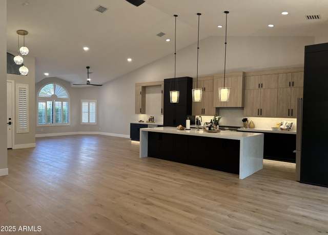 Property at 6421 E Winchcomb Dr, Scottsdale, AZ 85254, 3 beds, 3 baths
