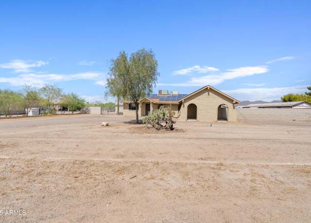 Property at 1802 N 200th Ave, Buckeye, AZ 85396, 4 beds, 2 baths