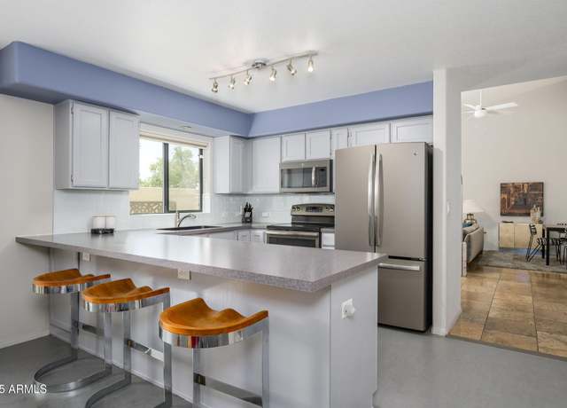 Property at 1124 E Rose Ln #17, Phoenix, AZ 85014, 3 beds, 2.5 baths