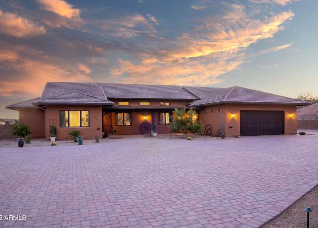 Property at 837 W Bralliar Rd, Wickenburg, AZ 85390, 3 beds, 3.5 baths