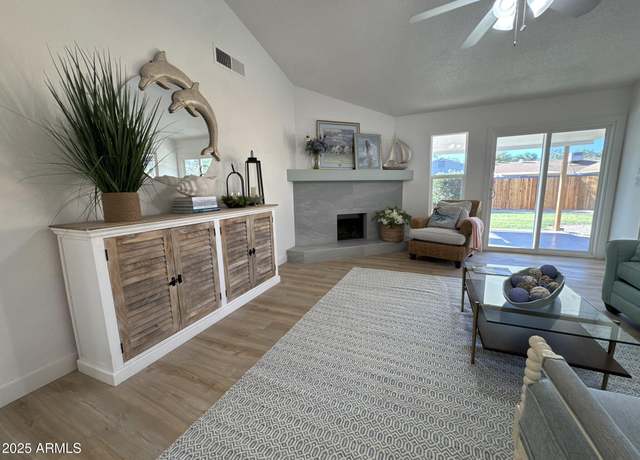 Property at 4608 W Gail Dr, Chandler, AZ 85226, 4 beds, 2 baths