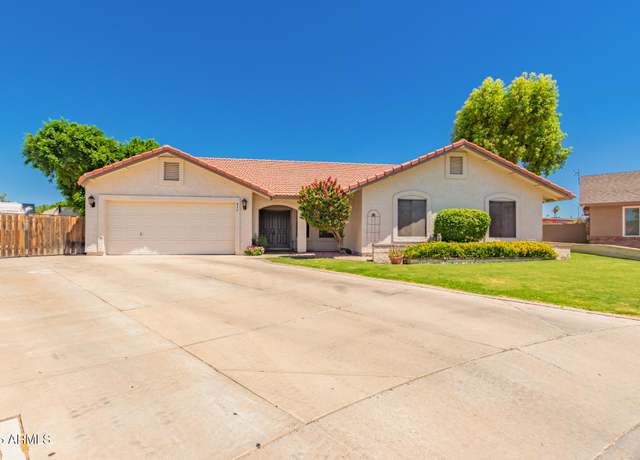 Property at 930 N Sandal Cir, Mesa, AZ 85205, 4 beds, 2 baths