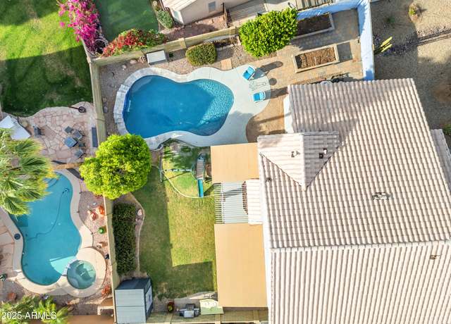 Property at 780 S Lagoon Dr, Gilbert, AZ 85233, 5 beds, 3 baths
