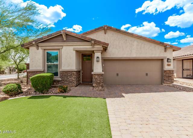 Property at 2915 W Thorn Tree Dr, Phoenix, AZ 85085, 3 beds, 2 baths