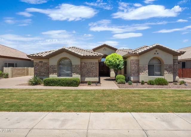 Property at 2370 W Maplewood St, Chandler, AZ 85286, 4 beds, 3 baths
