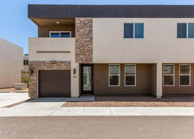 Property at 2000 N 36th St #20, Phoenix, AZ 85008, 3 beds, 2.5 baths