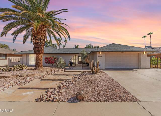 Property at 9723 W Country Club Dr, Sun City, AZ 85373, 3 beds, 2 baths