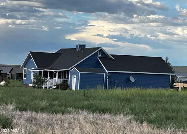 Property at 150 Sandtrap Dr, Eagar, AZ 85925, 3 beds, 2 baths