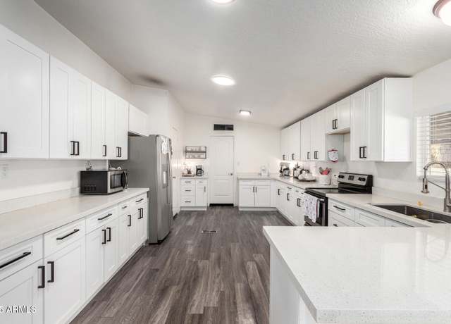 Property at 8601 N 103rd Ave #166, Peoria, AZ 85345, 3 beds, 2 baths