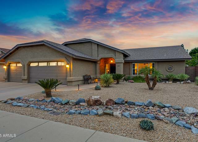 Property at 4338 W Creedance Blvd, Glendale, AZ 85310, 3 beds, 2 baths