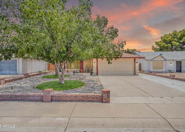 Property at 21057 N 34th Dr, Phoenix, AZ 85027, 3 beds, 2 baths