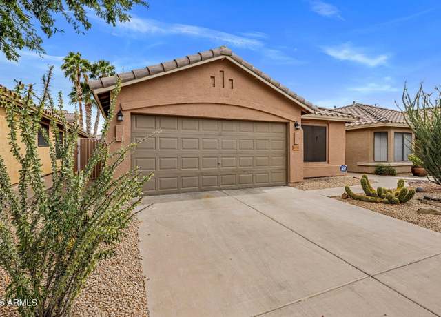 Property at 3353 E Blackhawk Dr, Phoenix, AZ 85050, 3 beds, 2 baths