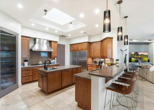 Property at 15802 N 71st St #754, Scottsdale, AZ 85254, 3 beds, 2.5 baths
