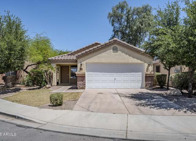 Property at 17953 N Lettere Cir, Maricopa, AZ 85138, 3 beds, 2 baths