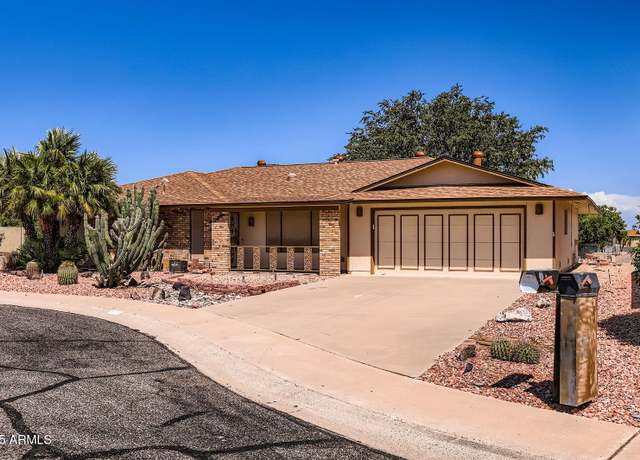 Property at 18415 N 96th Dr, Sun City, AZ 85373, 2 beds, 2 baths