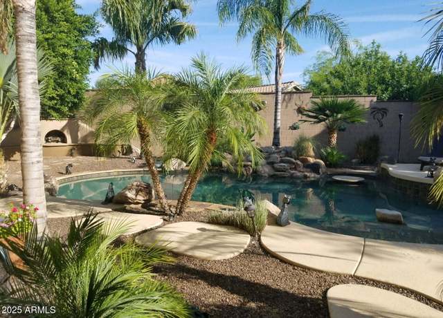 Property at 2611 W Trapanotto Rd, Phoenix, AZ 85086, 4 beds, 2 baths