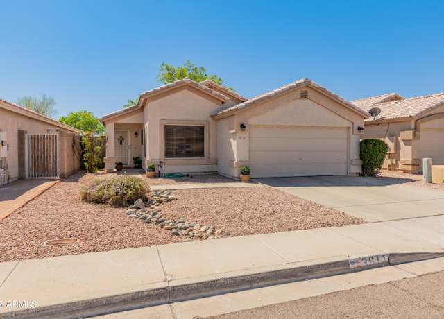 Property at 3611 W Charlotte Dr, Glendale, AZ 85310, 3 beds, 2 baths