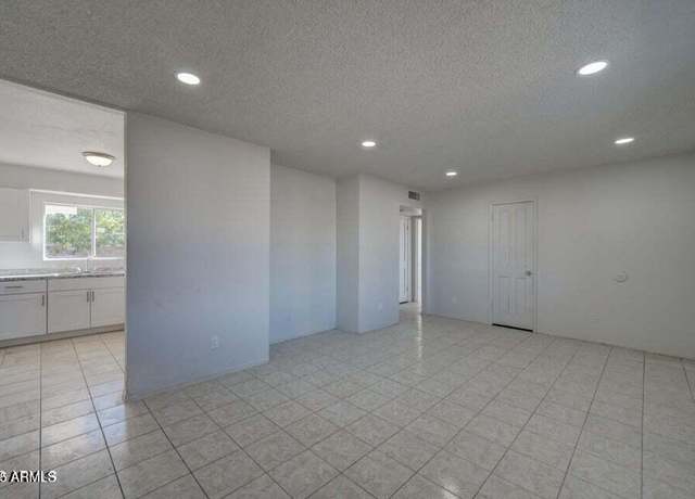 Property at 5609 W Encanto Blvd, Phoenix, AZ 85035, 4 beds, 1 bath
