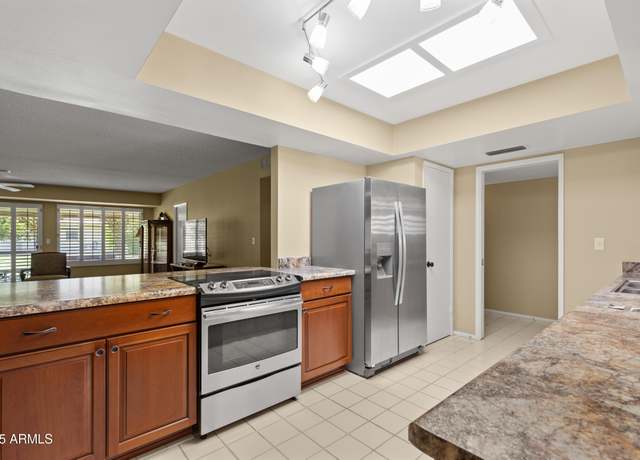 Property at 10425 W Roundelay Cir, Sun City, AZ 85351, 2 beds, 2 baths