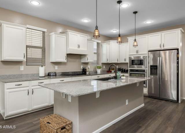 Property at 10617 E Durant Dr, Mesa, AZ 85212, 3 beds, 2.5 baths