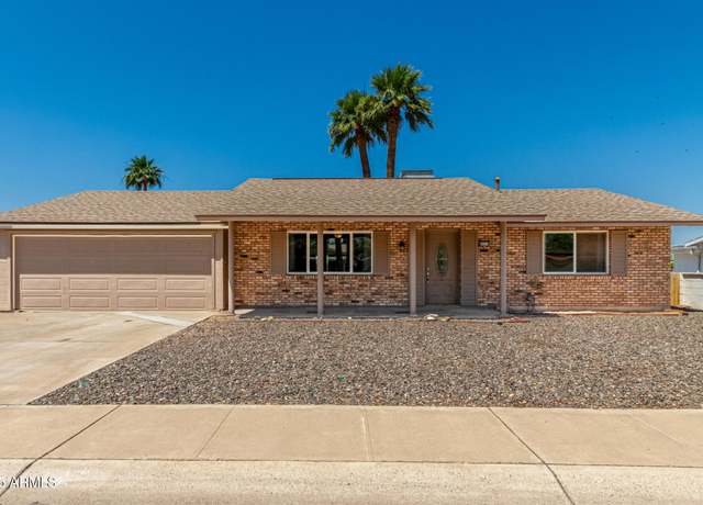 Property at 10216 N 110th Ave, Sun City, AZ 85351, 2 beds, 2 baths