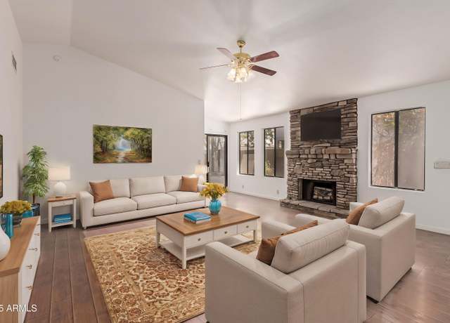 Property at 4450 E Amberwood Dr, Phoenix, AZ 85048, 3 beds, 2 baths