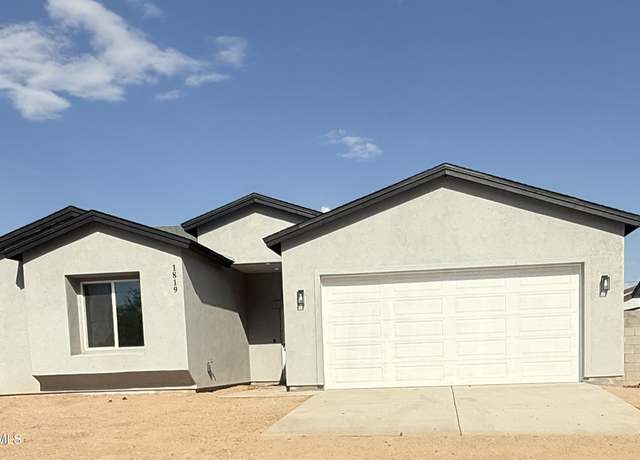 Property at 1819 S Coconino Dr S, Apache Junction, AZ 85120, 4 beds, 2.5 baths