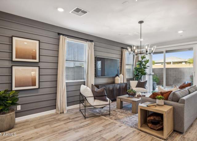 Property at 21236 N 58th St, Phoenix, AZ 85054, 3 beds, 2.5 baths