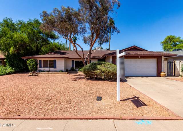 Property at 8238 E Jackrabbit Rd, Scottsdale, AZ 85250, 4 beds, 2 baths