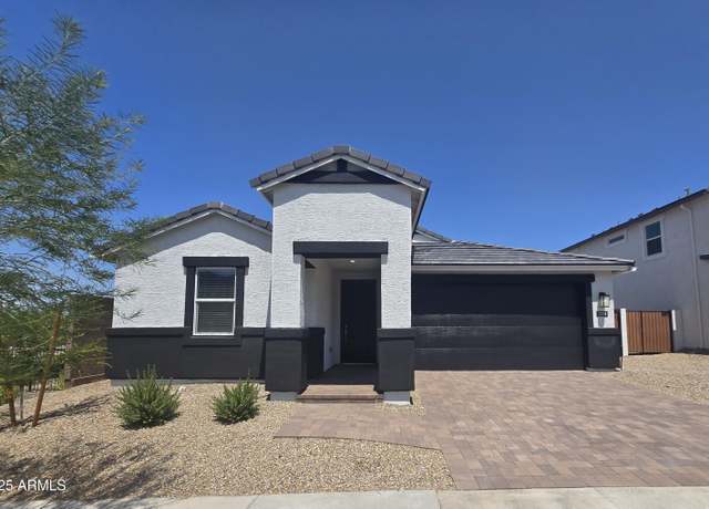 Property at 2324 W Moody Trl, Phoenix, AZ 85041, 5 beds, 3 baths