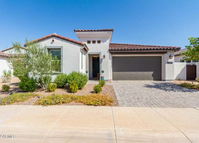 Property at 12075 N San Clemente St, Surprise, AZ 85388, 3 beds, 2.5 baths