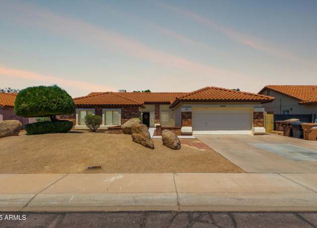Property at 12712 N 78th Dr, Peoria, AZ 85381, 4 beds, 2 baths