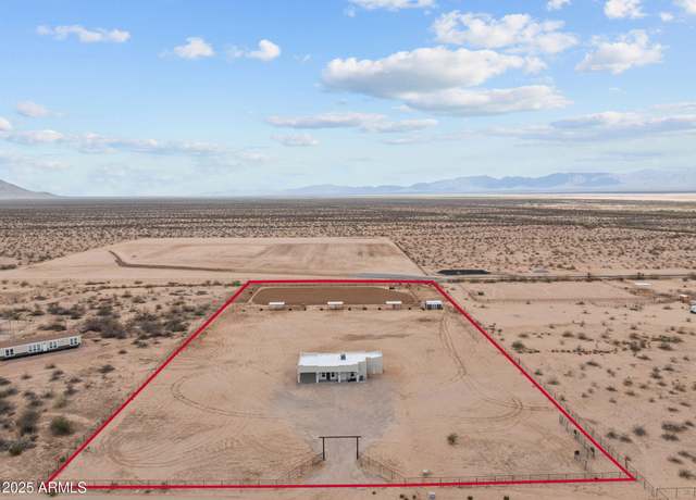 Property at 49102 N 530th Ave, Aguila, AZ 85320, 2 beds, 2 baths