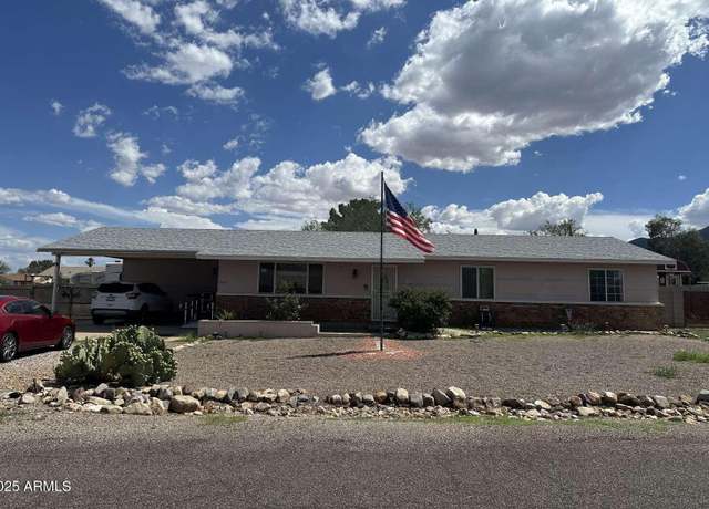 Property at 5534 E Madalein Dr, Hereford, AZ 85615, 3 beds, 2 baths